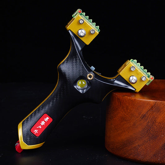 Ná cao su Hiệp sĩ Đen